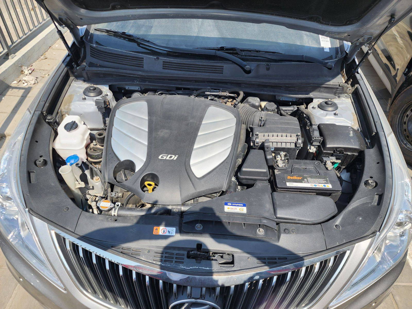 HYUNDAI GRANDEUR 2011 - Marhaba Auction Used Cars - Image 8