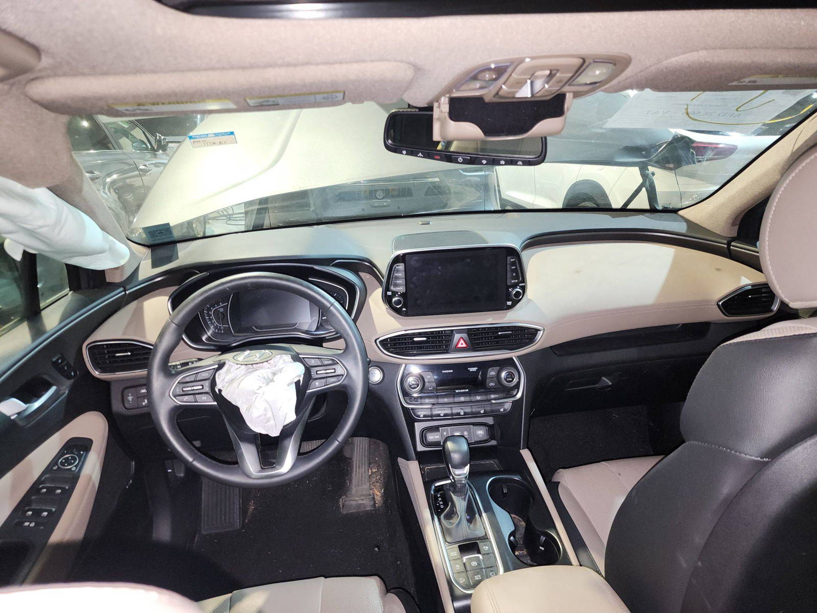 HYUNDAI SANTA FE 2019 - Marhaba Auction Used Cars - Image 8