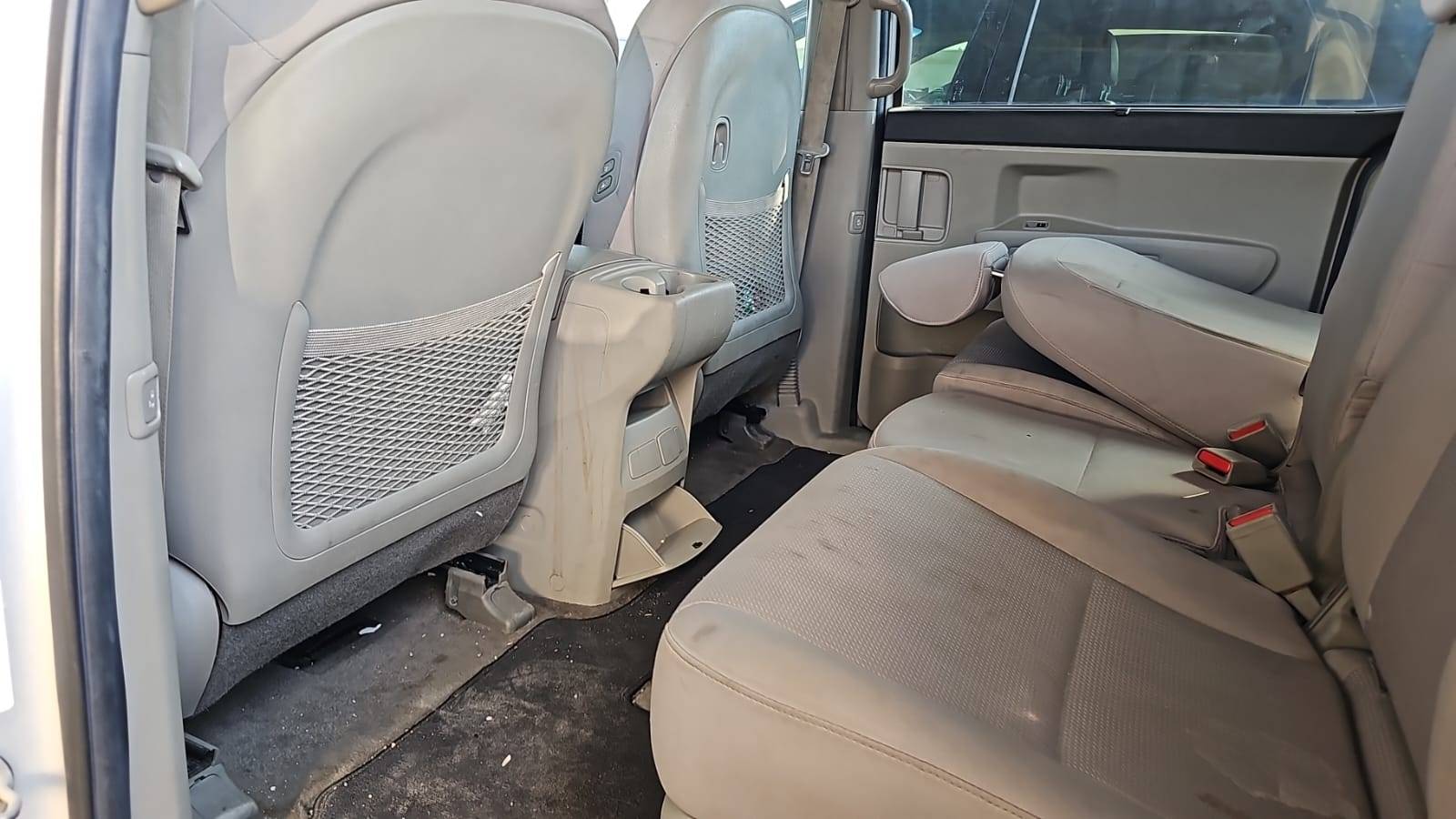 2020 KIA SEDONA — 80655 Miles — Lot 6644290 — Souq - Marhaba Auctions Used Cars - Image 6