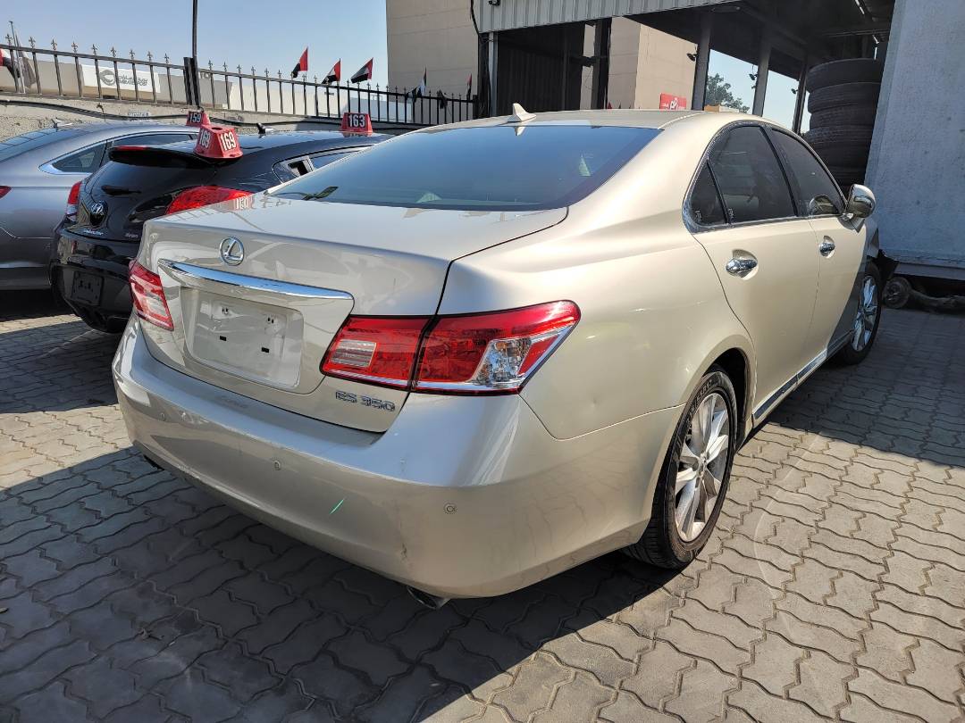 2012 LEXUS ES 350 — 195877 Miles — Lot 2512514 — Main - Marhaba Auctions Used Cars - Image 3