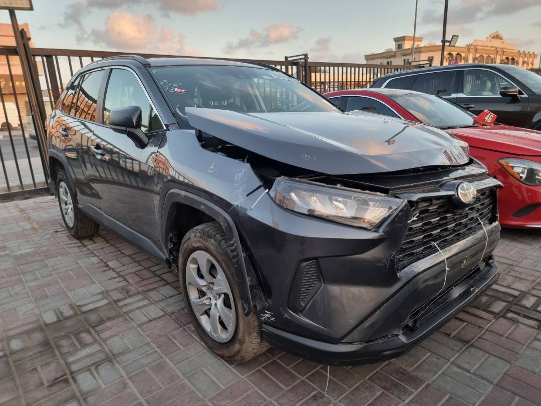 2021 TOYOTA RAV4 — 90572 Miles — Lot 1254187 — Souq - Marhaba Auctions Used Cars - Image 5