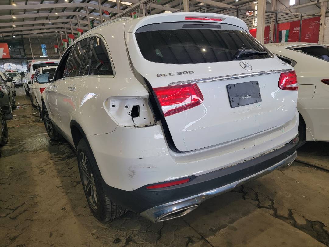 2019 MERCEDES BENZ GLC-300 — 93168 Miles — Lot KV165461 — Main - Marhaba Auctions Used Cars - Image 5