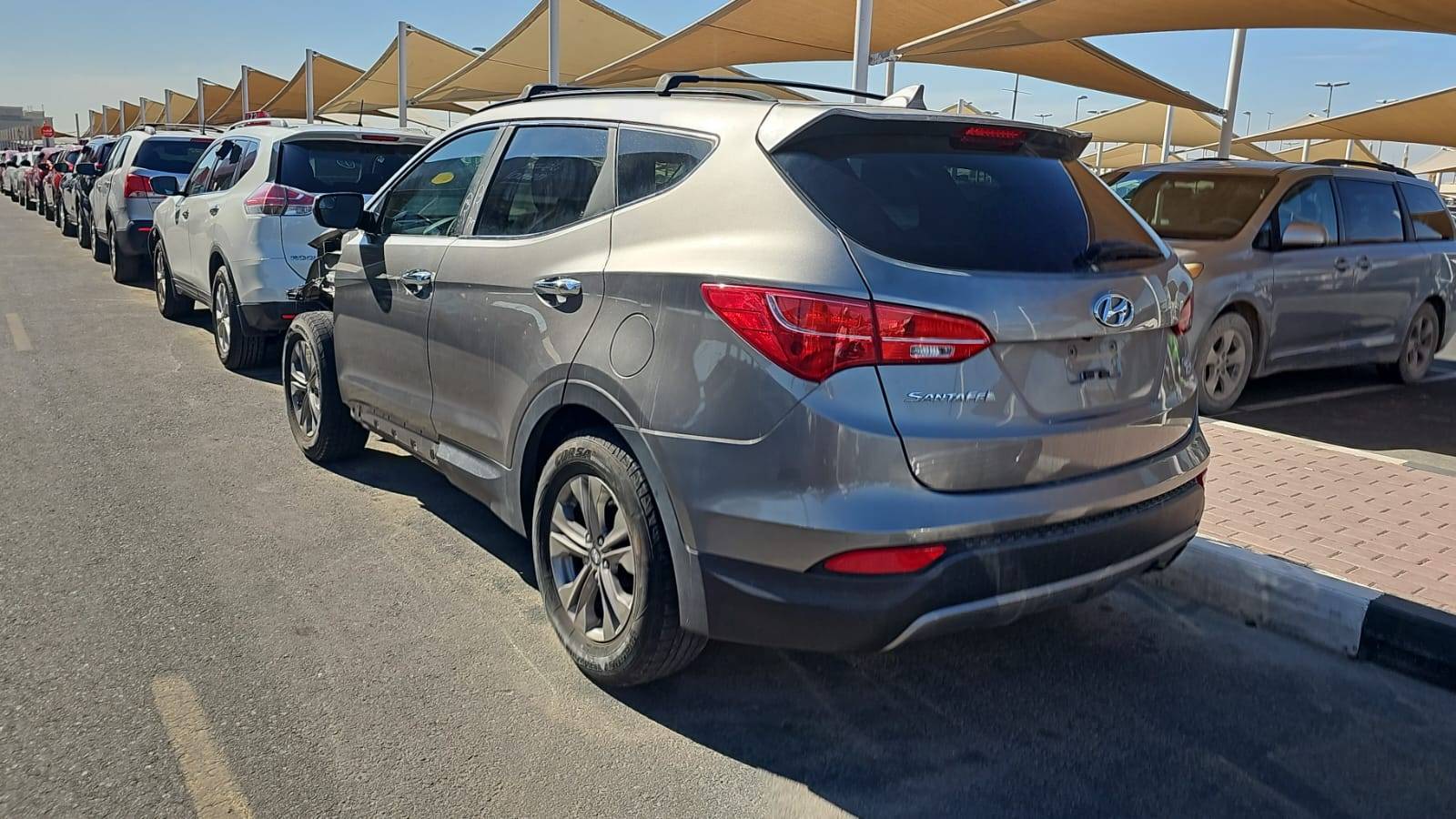 2016 HYUNDAI SANTA FE — 126464 Miles — Lot GG371348 — Souq - Marhaba Auctions Used Cars - Image 11