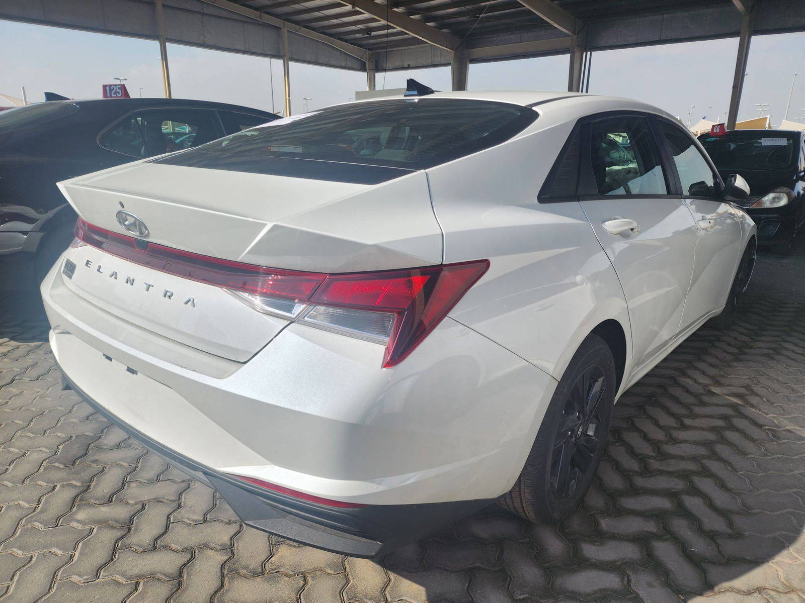 2021 HYUNDAI ELANTRA — 29436 Miles — Lot 35638174 - Marhaba Auctions Used Cars - Image 11