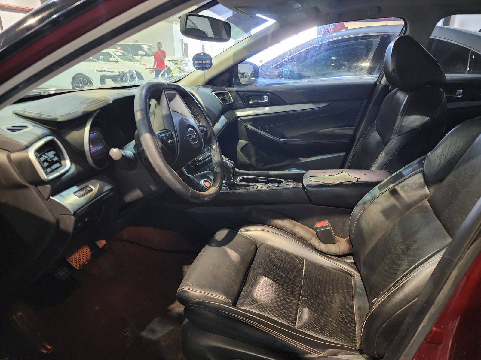 2016 NISSAN MAXIMA — 124079 Miles — Lot 1GC383218 — Al Quoz - Marhaba Auctions Used Cars - Image 9