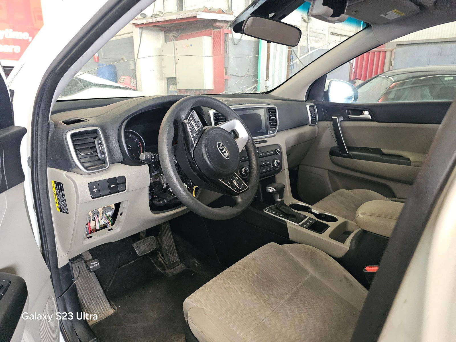 2020 KIA SPORTAGE — 131770 Miles — Lot 9L7683308 — Main - Marhaba Auctions Used Cars - Image 8