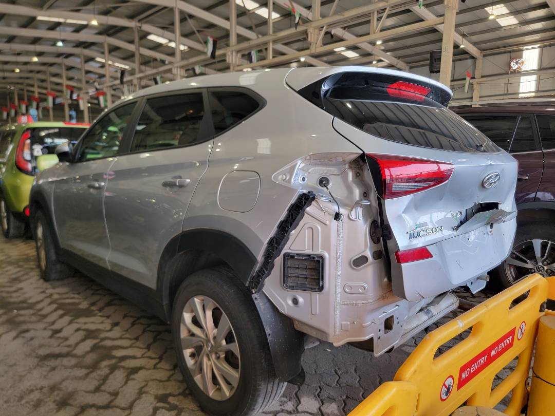 2019 HYUNDAI TUCSON — 114226 Miles — Lot 38815589 — Main - Marhaba Auctions Used Cars - Image 4