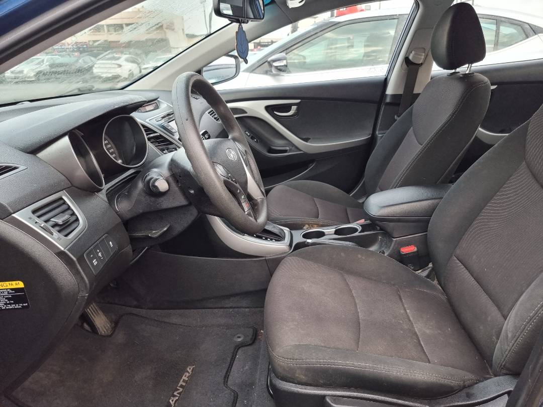 2016 HYUNDAI ELANTRA — 83492 KM — Lot 214578 — Ind. 12 - Marhaba Auctions Used Cars - Image 6