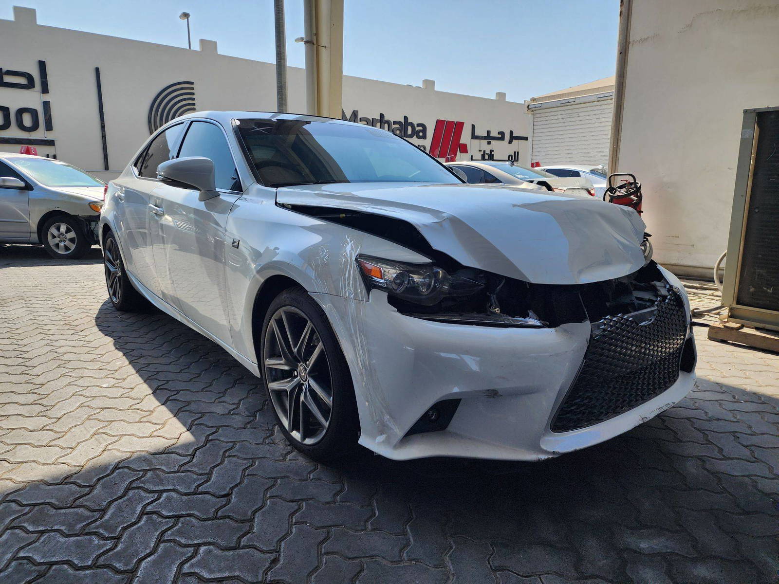 2014 LEXUS IS 250 — 89966 Miles — Lot 61530634 — Souq - Marhaba Auctions Used Cars - Image 4