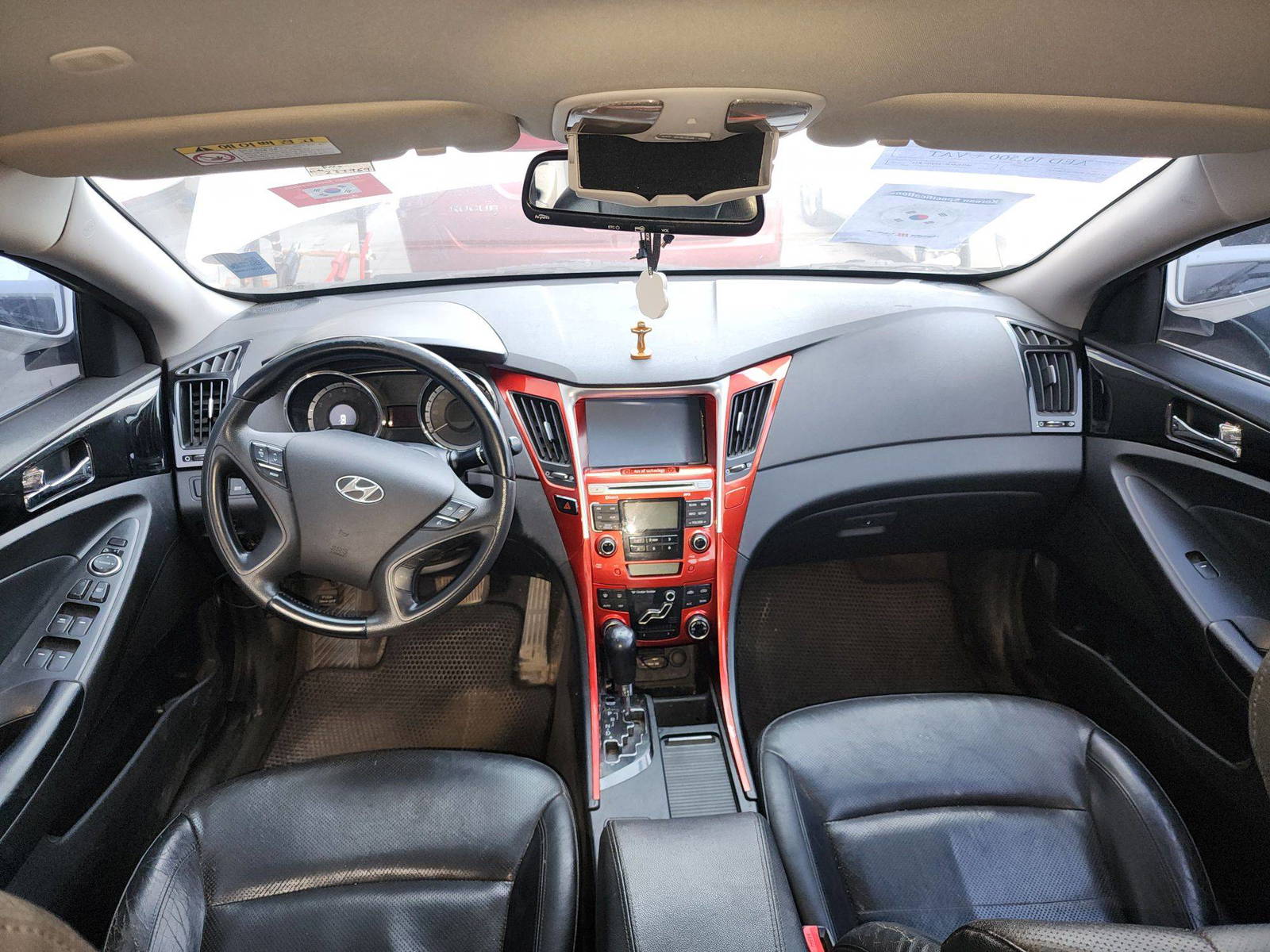 2011 HYUNDAI SONATA — 233959 KM — Lot 237791 — Souq - Marhaba Auctions Used Cars - Image 7