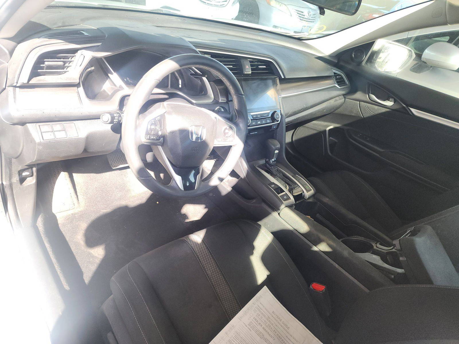 2019 HONDA CIVIC — 28861 Miles — Lot 67358113 - Marhaba Auctions Used Cars - Image 4