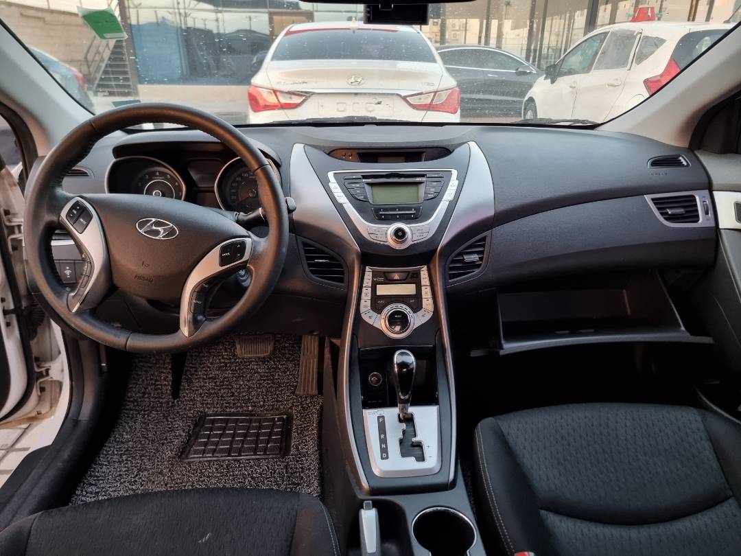 2012 HYUNDAI AVANTE — 116651 KM — Lot 215487 — Ind. 12 - Marhaba Auctions Used Cars - Image 7