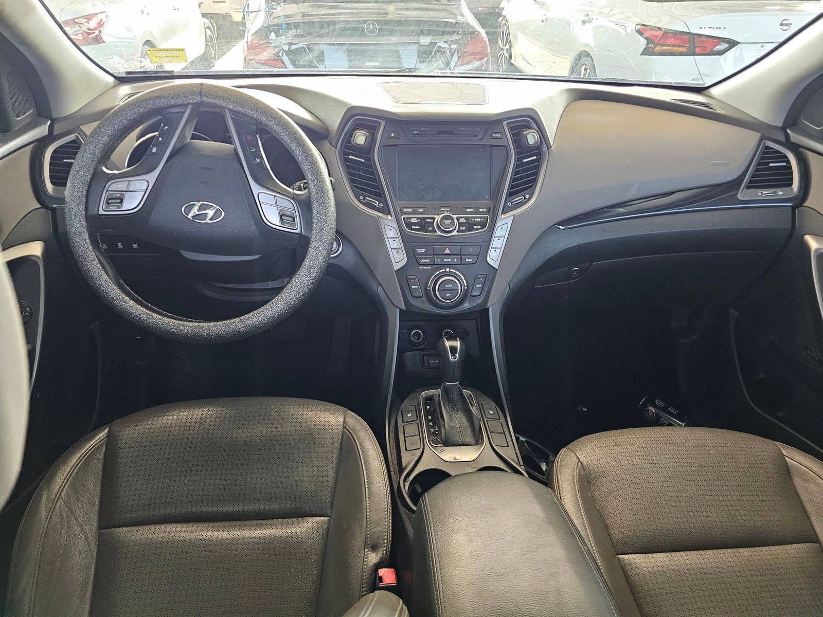 HYUNDAI SANTA FE 2013 - Marhaba Auction Used Cars - Image 6