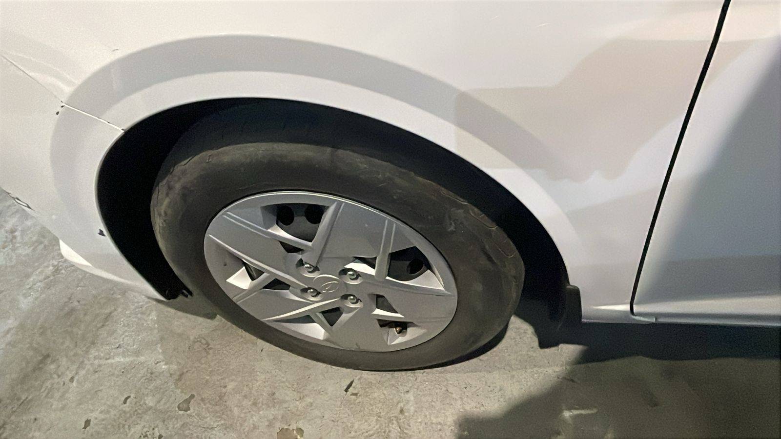 2024 HYUNDAI ACCENT — 14238 KM — Lot 043435 — Al Quoz - Marhaba Auctions Used Cars - Image 11