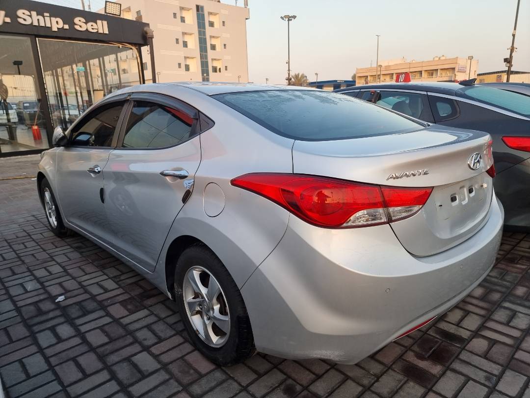 2011 HYUNDAI AVANTE — 138172 KM — Lot 215478 — Souq - Marhaba Auctions Used Cars - Image 5
