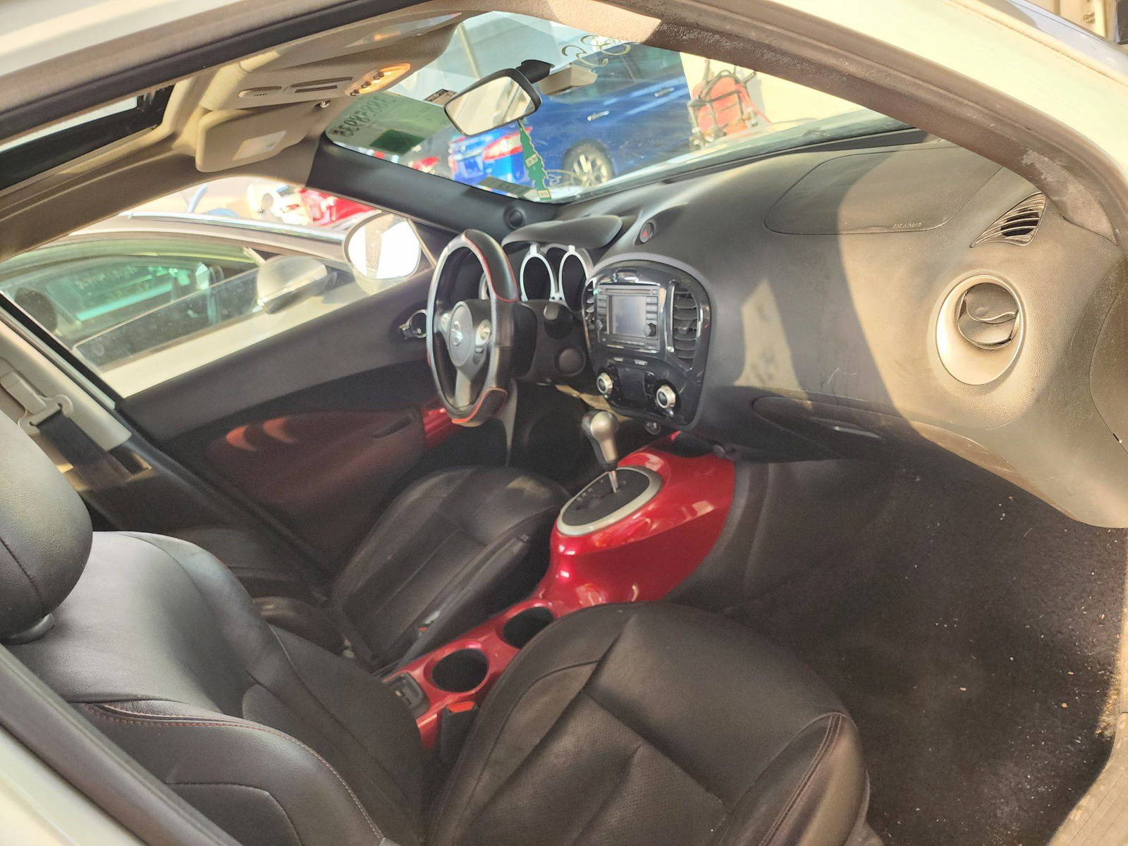 2011 NISSAN JUKE — 170454 Miles — Lot 28898 — Souq - Marhaba Auctions Used Cars - Image 6