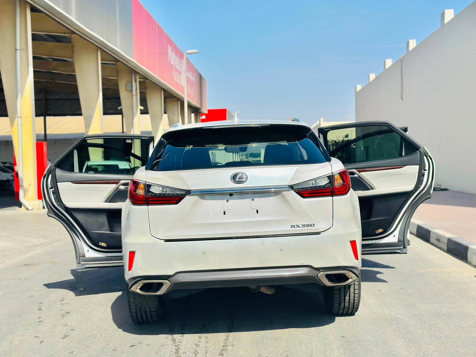 2017 LEXUS RX 350 — 94887 Miles — Lot 74725814 — Souq - Marhaba Auctions Used Cars - Image 3