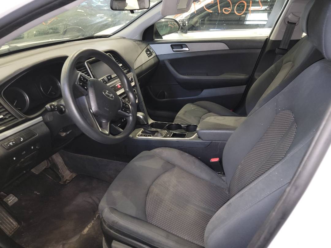 2018 HYUNDAI SONATA — 106460 Miles — Lot 40615902 — Main - Marhaba Auctions Used Cars - Image 8