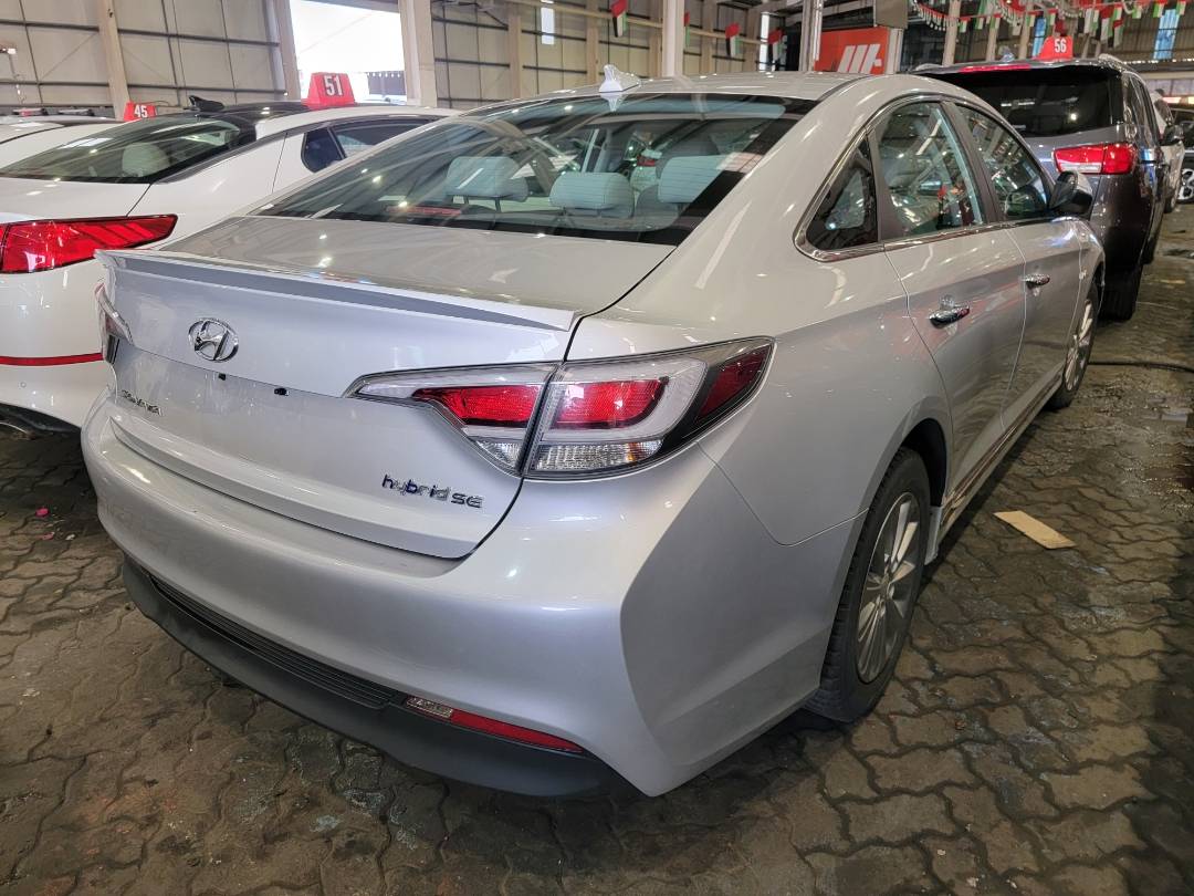 2016 HYUNDAI SONATA — 173962 Miles — Lot 13880 — Main - Marhaba Auctions Used Cars - Image 4