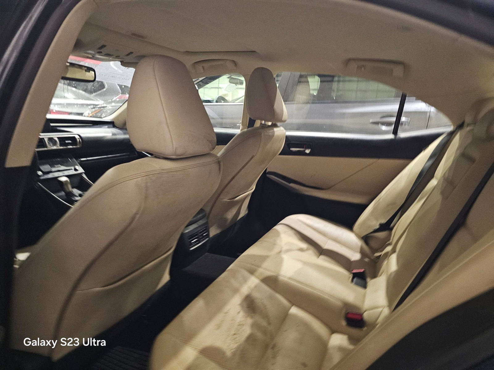2015 LEXUS IS 250 — 111160 Miles — Lot 116 890 — Main - Marhaba Auctions Used Cars - Image 7