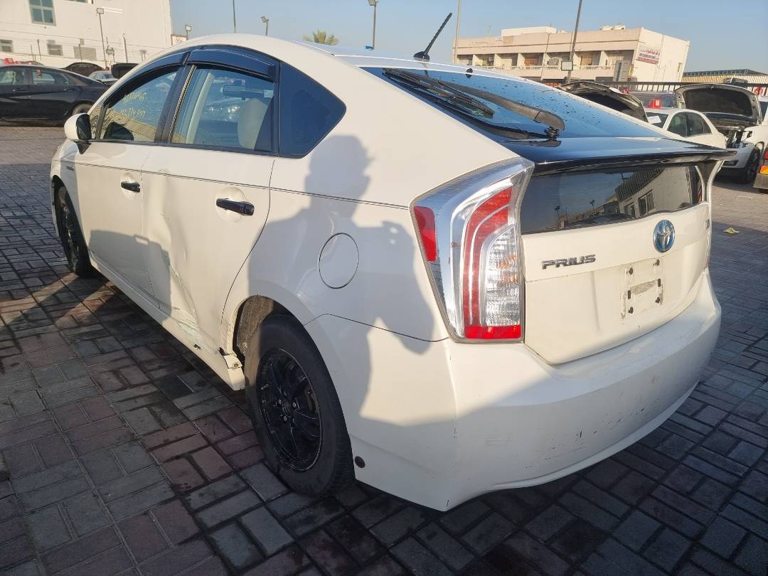 2014 TOYOTA PRIUS — 234507 Miles — Lot 0366287 — Ind. 12 - Marhaba Auctions Used Cars - Image 6