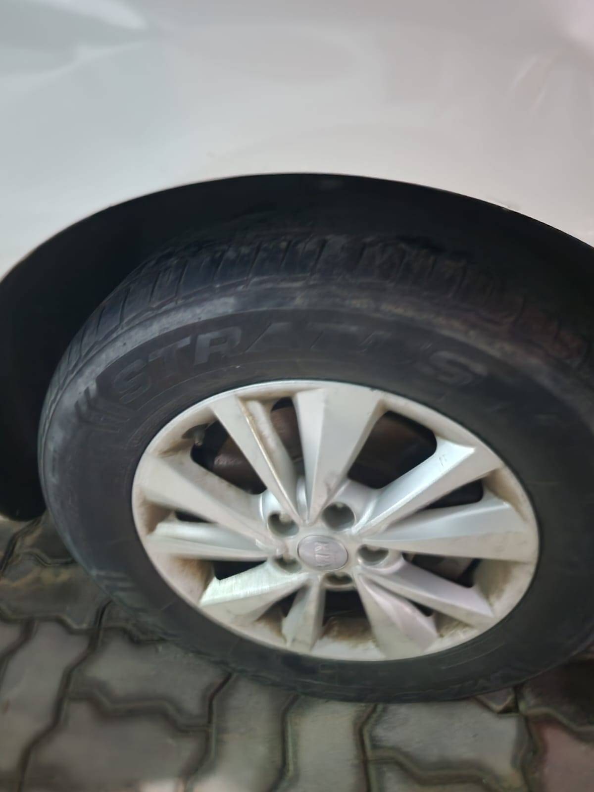 KIA SEDONA 2016 - Marhaba Auction Used Cars - Image 5