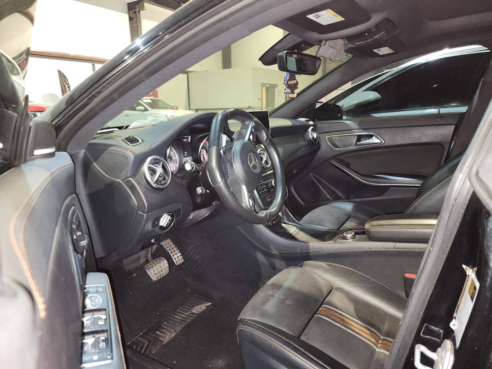 2016 MERCEDES BENZ CLA 250 — 97242 Miles — Lot 1221238 — Souq - Marhaba Auctions Used Cars - Image 11