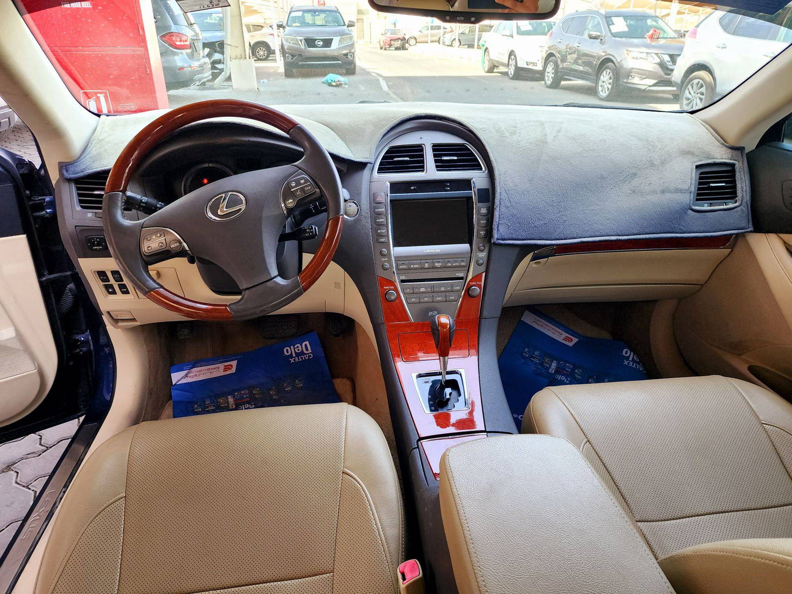 2011 LEXUS ES 350 — 126301 KM — Lot 1B2417795 — Souq - Marhaba Auctions Used Cars - Image 7