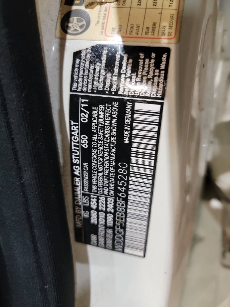 MERCEDES BENZ C300 2011 - Marhaba Auction Used Cars - Image 10