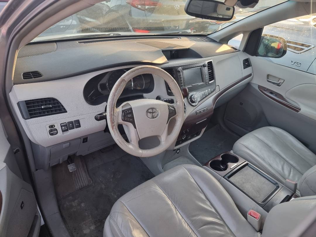 TOYOTA SIENNA 2011 - Marhaba Auction Used Cars - Image 7