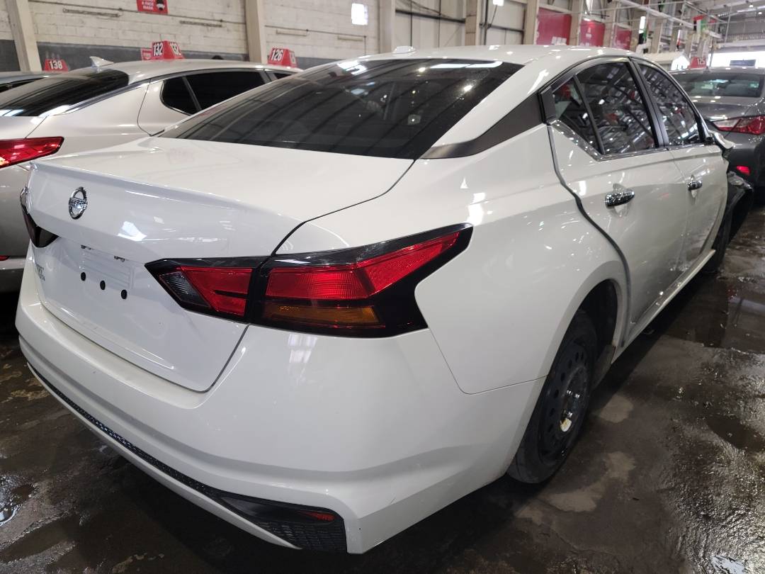2019 NISSAN ALTIMA — 138179 Miles — Lot 165847 - Marhaba Auctions Used Cars - Image 3