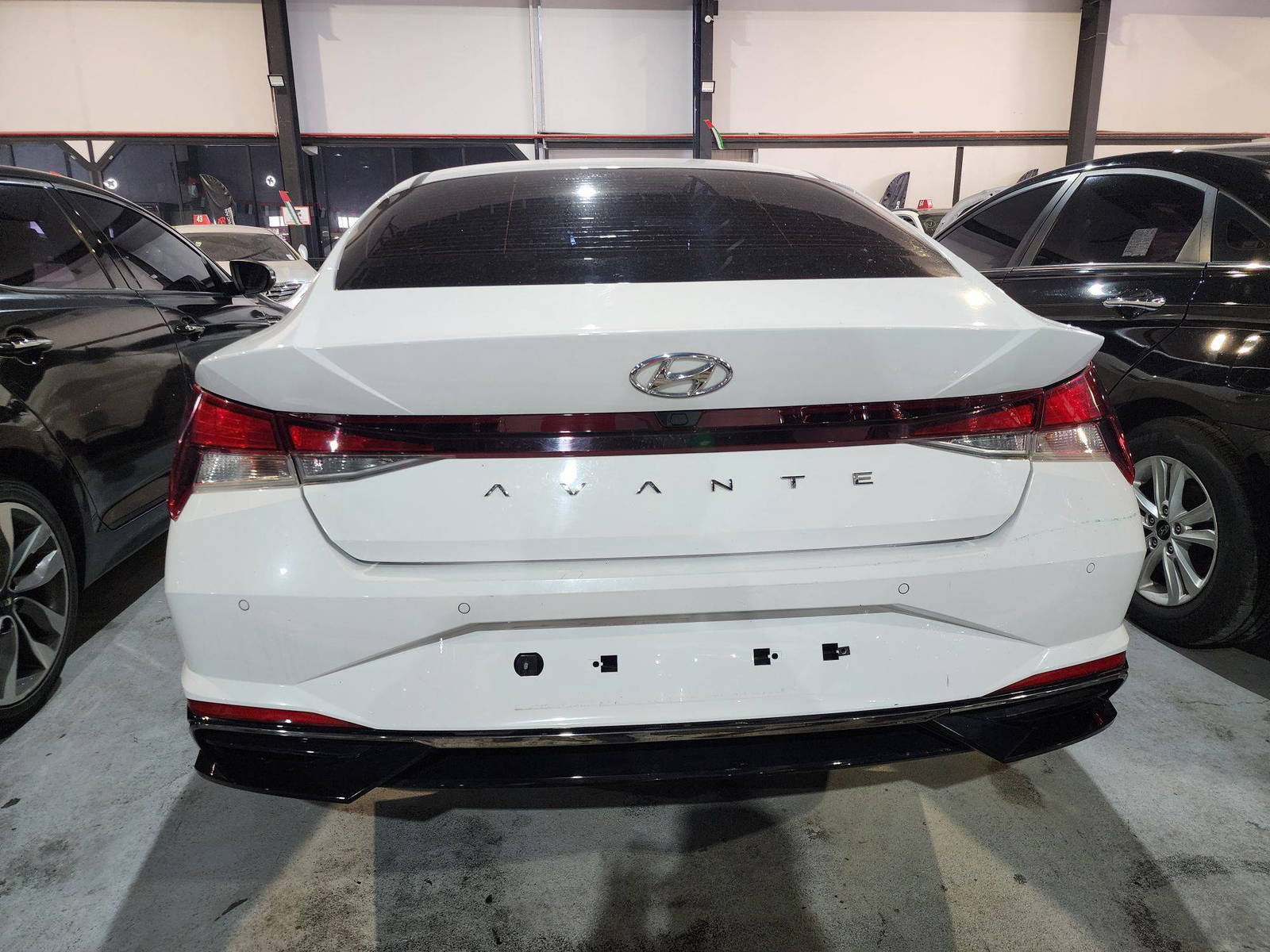 2021 HYUNDAI AVANTE — 147310 KM — Lot 113421 — Ind. 12 - Marhaba Auctions Used Cars - Image 7