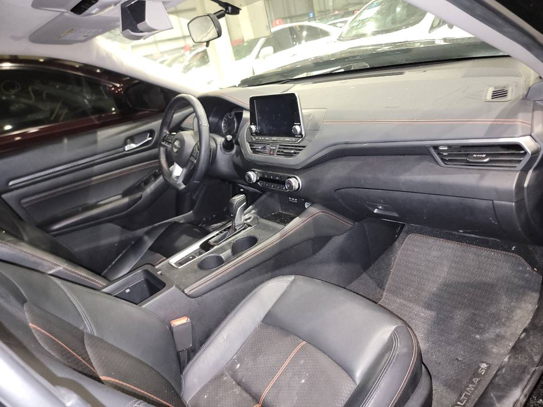 2019 NISSAN ALTIMA — 112202 Miles — Lot 76247763 - Marhaba Auctions Used Cars - Image 5