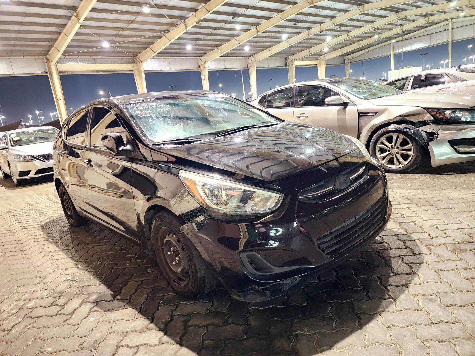 2017 HYUNDAI ACCENT — 95997 Miles — Lot 1296644 — Souq - Marhaba Auctions Used Cars - Image 4