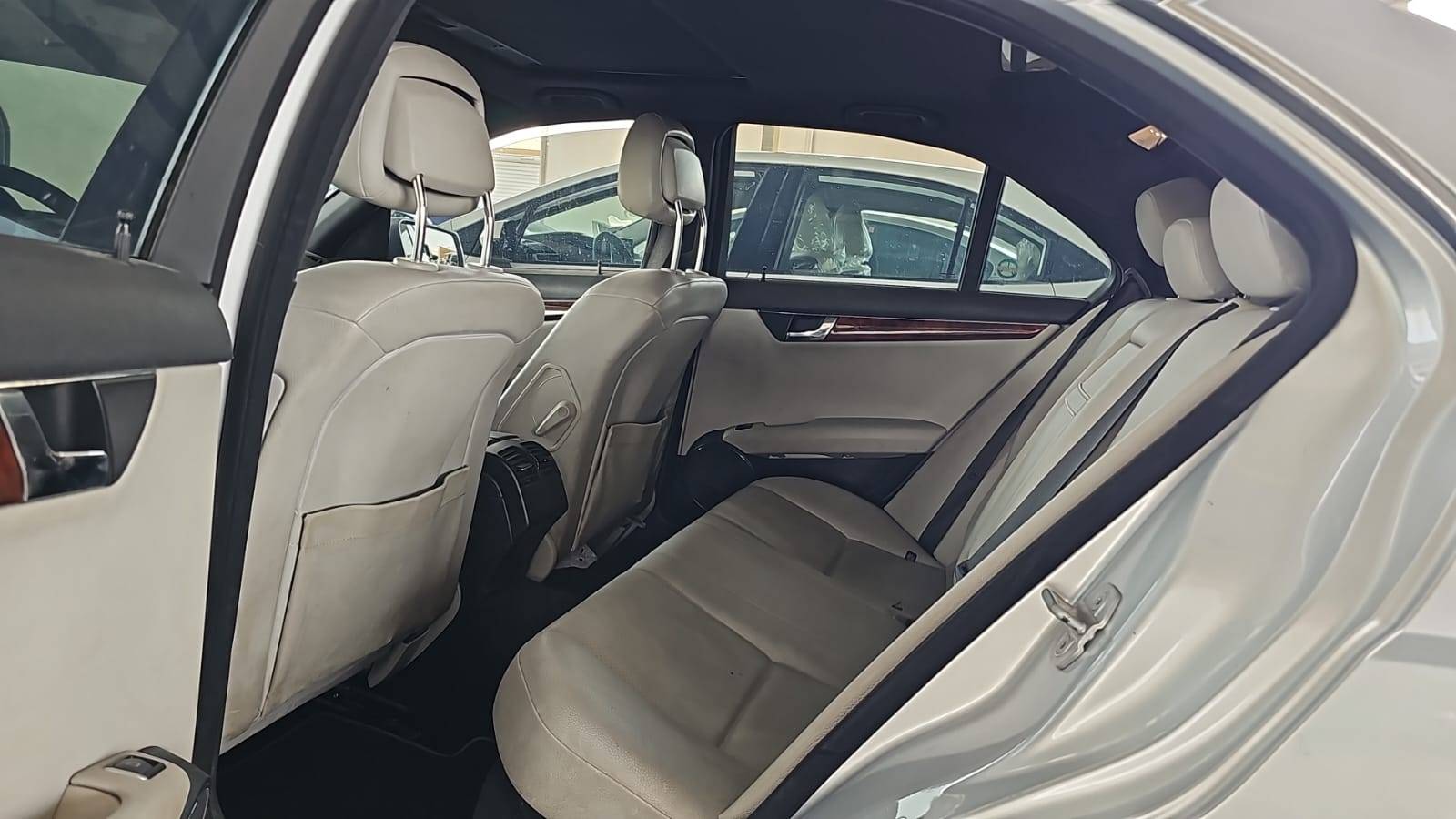 2011 MERCEDES BENZ C300 — 180542 KM — Lot BR161574 — Souq - Marhaba Auctions Used Cars - Image 6