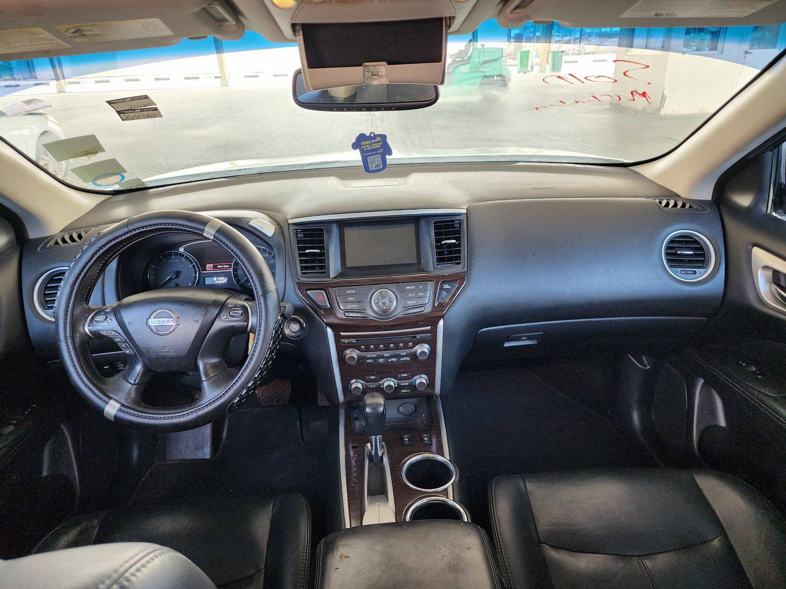 2013 NISSAN PATHFINDER — 161464 Miles — Lot 881110 — Souq - Marhaba Auctions Used Cars - Image 7