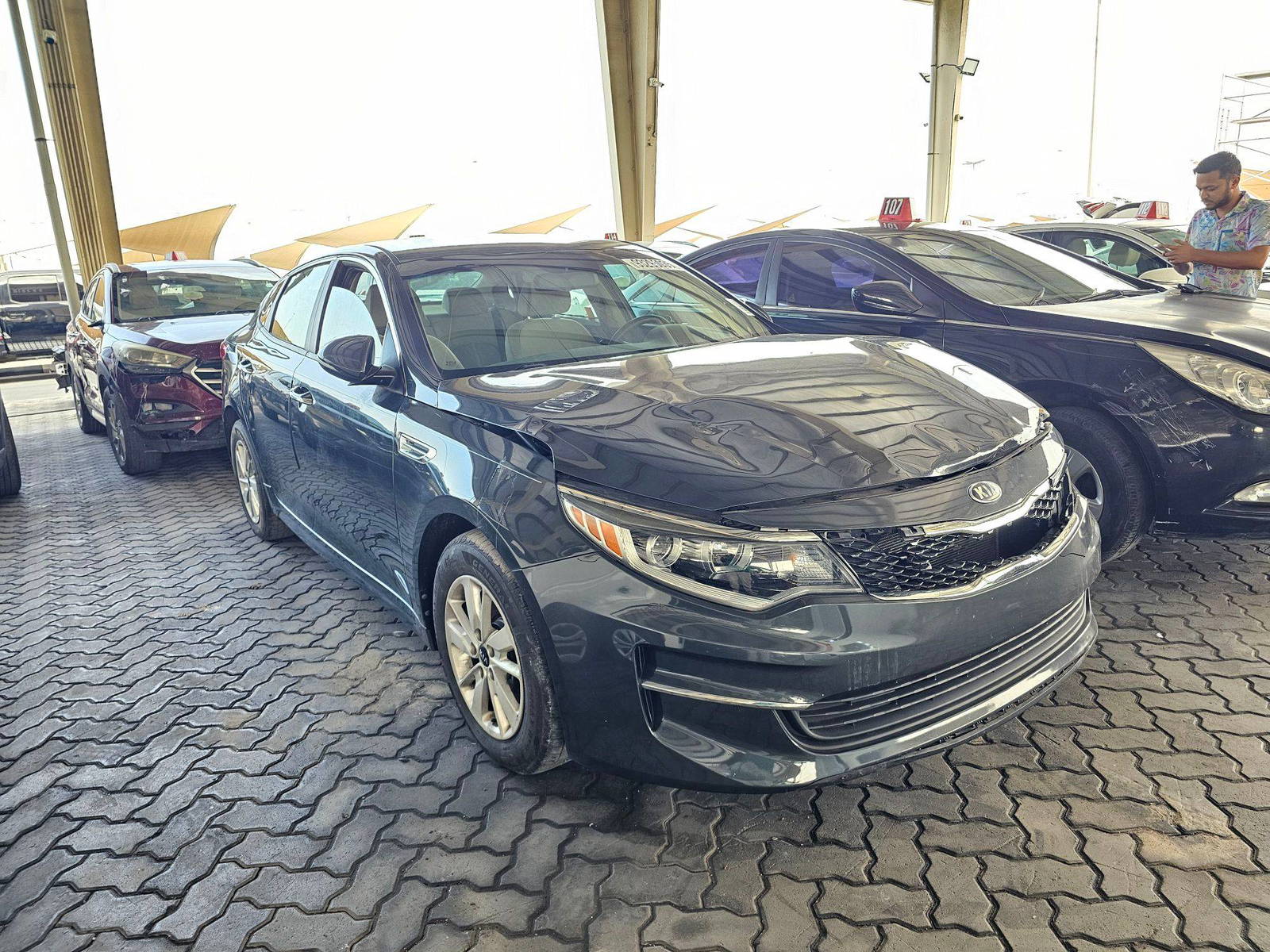 2016 KIA OPTIMA — 156444 Miles — Lot G028066 — Souq - Marhaba Auctions Used Cars - Image 4