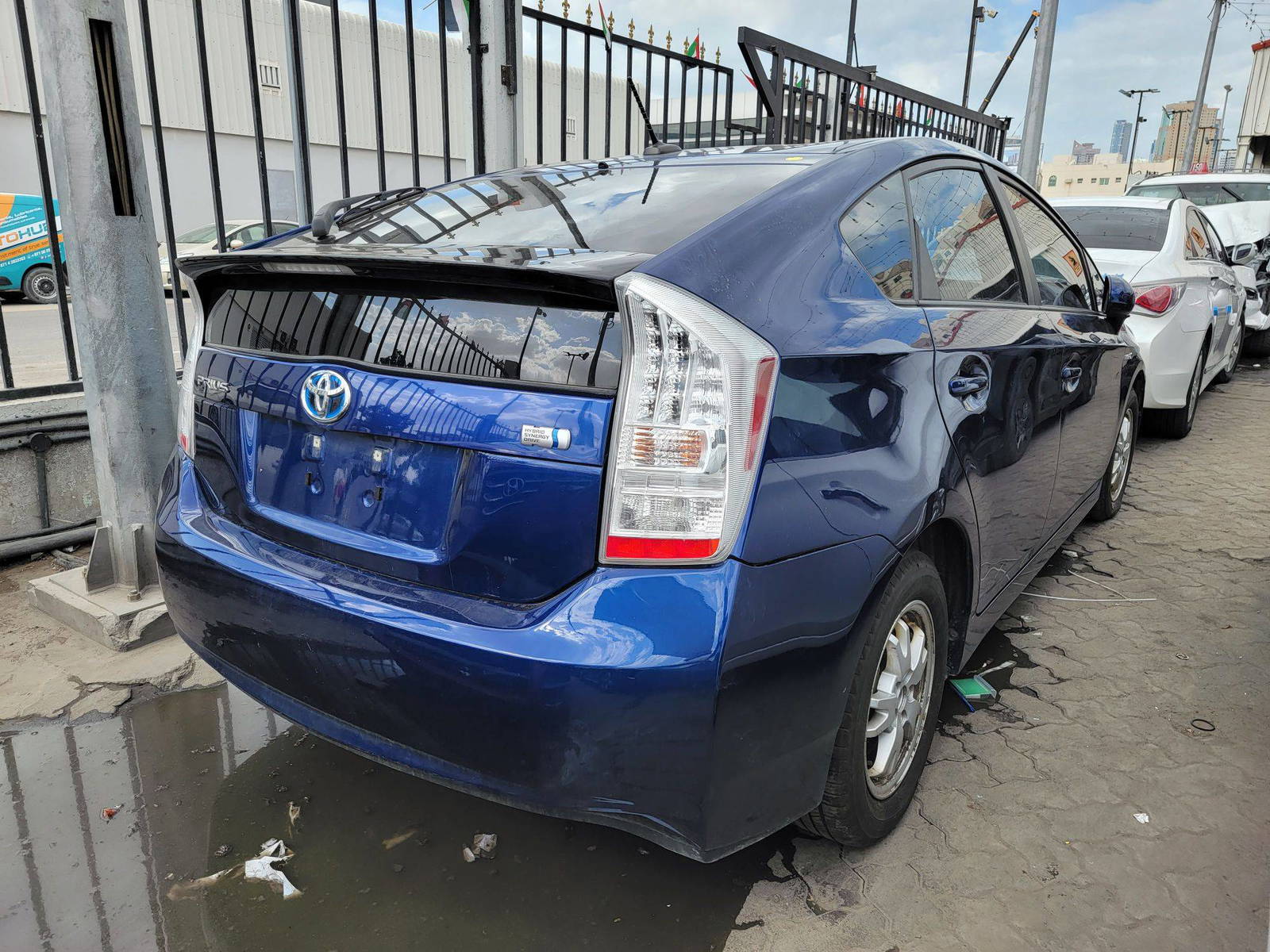 TOYOTA PRIUS 2011 - Marhaba Auction Used Cars - Image 3