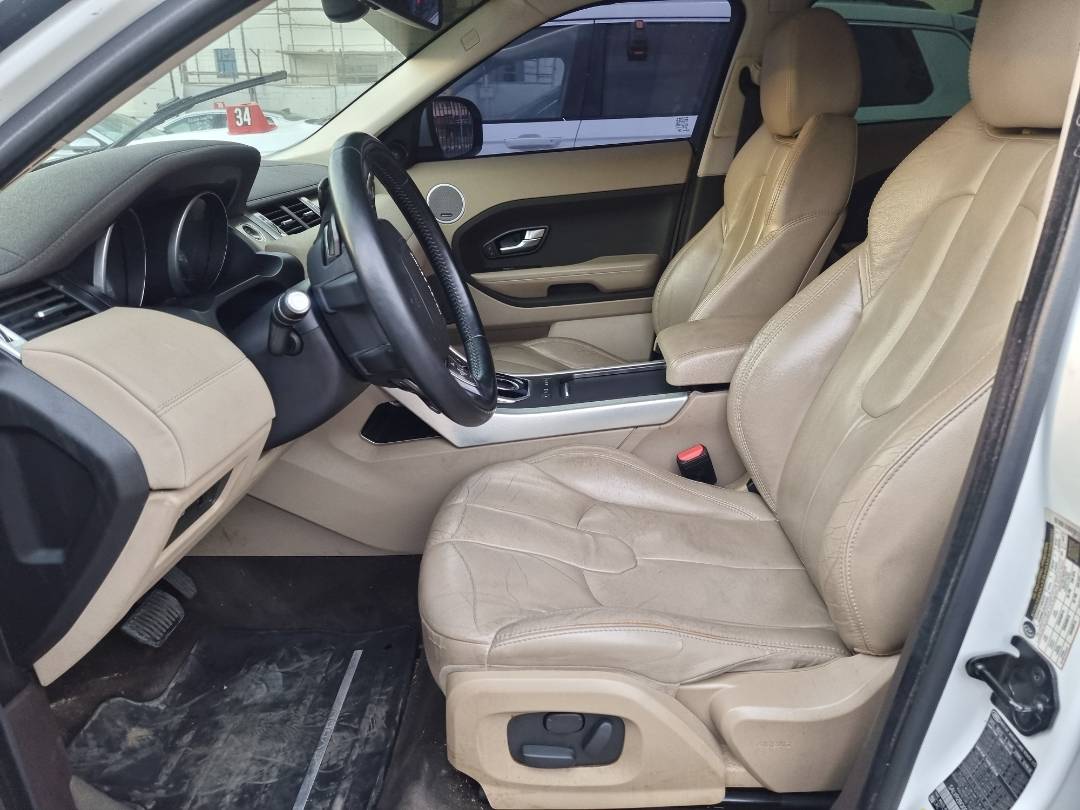 2013 LAND ROVER RANGE ROVER EVOQUE — 141256 Miles — Lot 67881584 — Souq - Marhaba Auctions Used Cars - Image 8