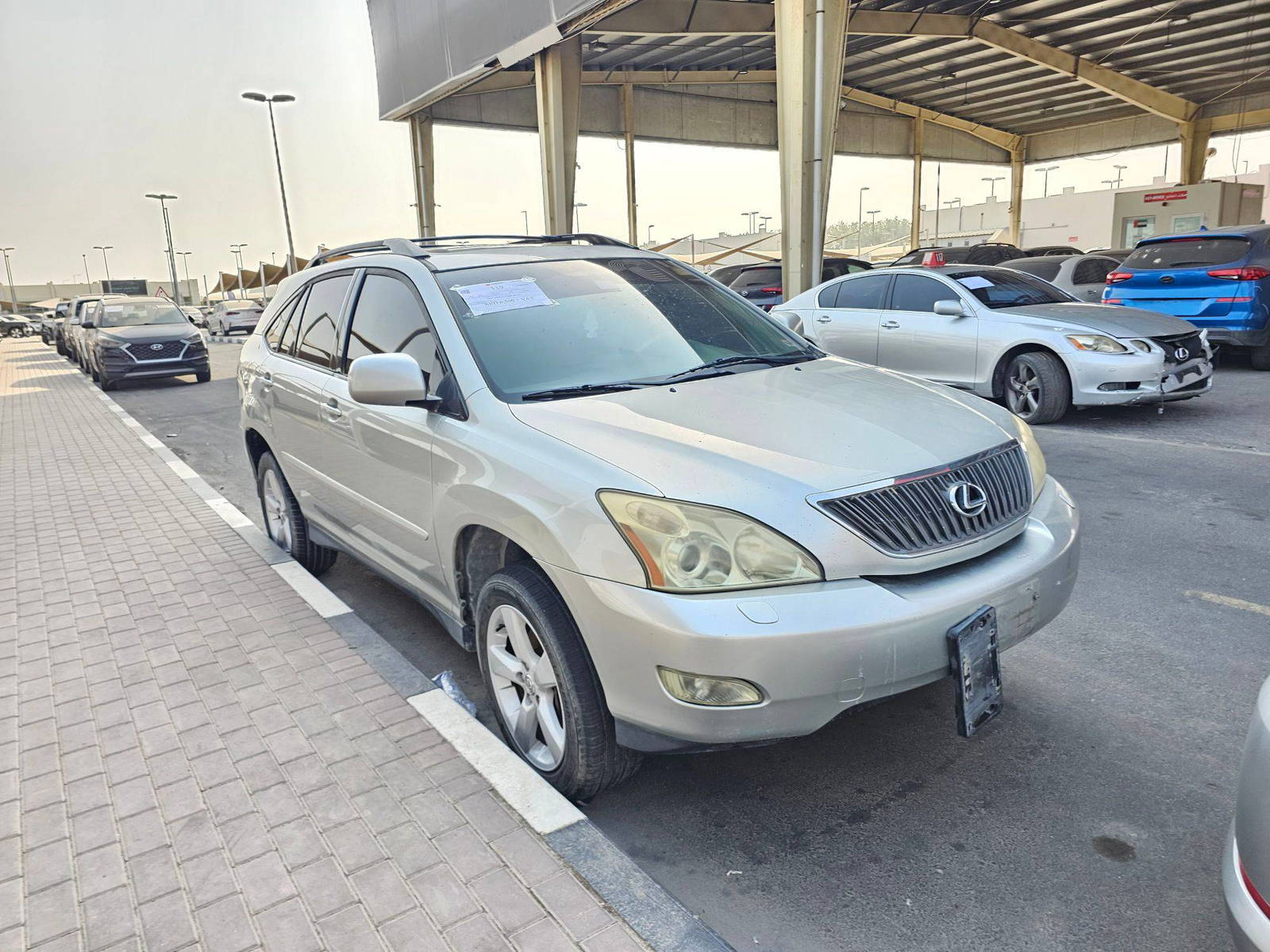 2006 LEXUS RX 330 — 245058 Miles — Lot UX6C101981 — Souq - Marhaba Auctions Used Cars - Image 4
