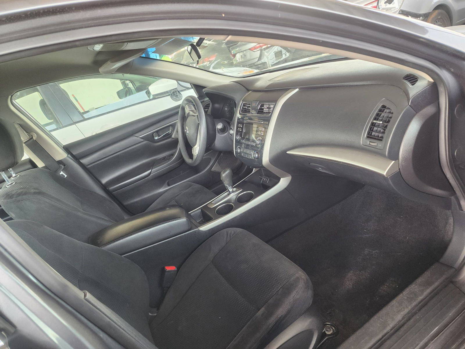 2015 NISSAN ALTIMA — 186088 Miles — Lot 76097 — Souq - Marhaba Auctions Used Cars - Image 5