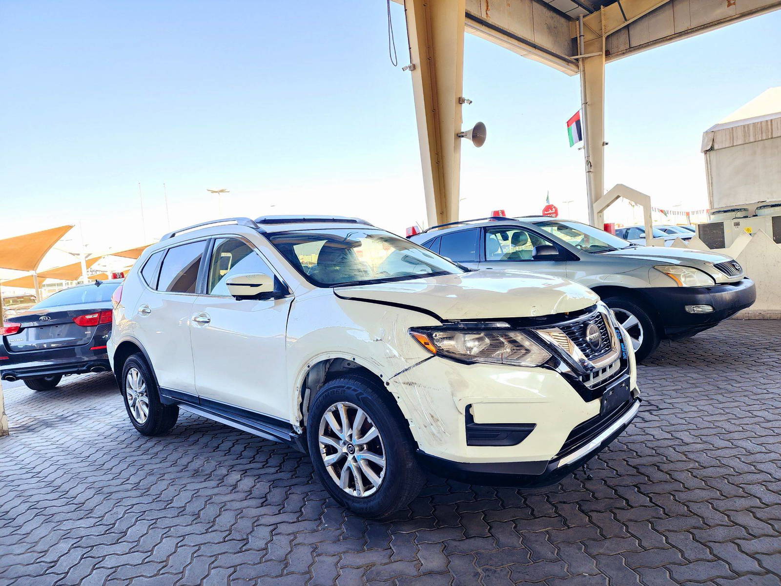 2018 NISSAN ROGUE — 106317 Miles — Lot 60810164 — Main - Marhaba Auctions Used Cars - Image 4