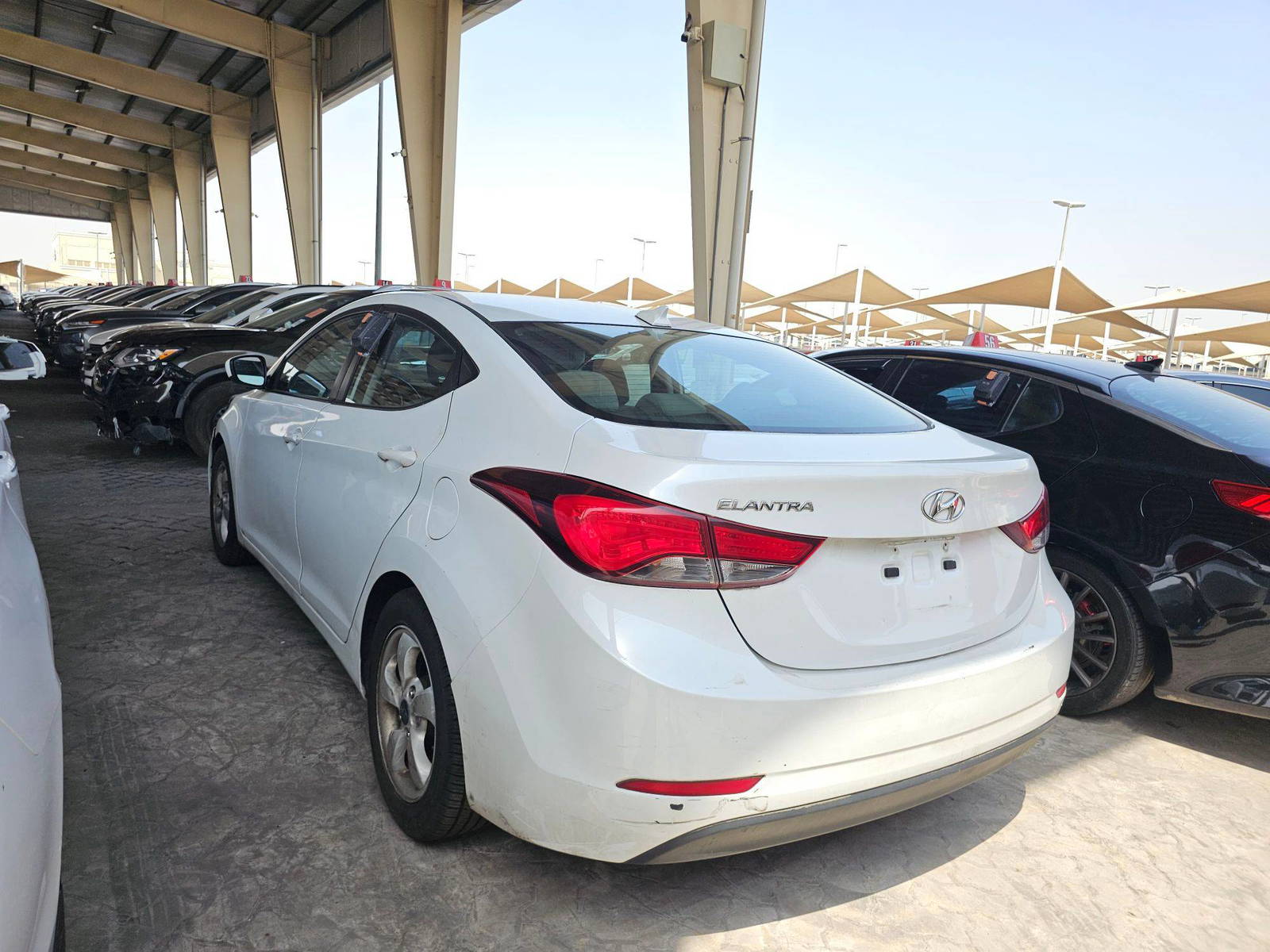 2016 HYUNDAI ELANTRA — 130358 Miles — Lot GH693317 — Souq - Marhaba Auctions Used Cars - Image 5
