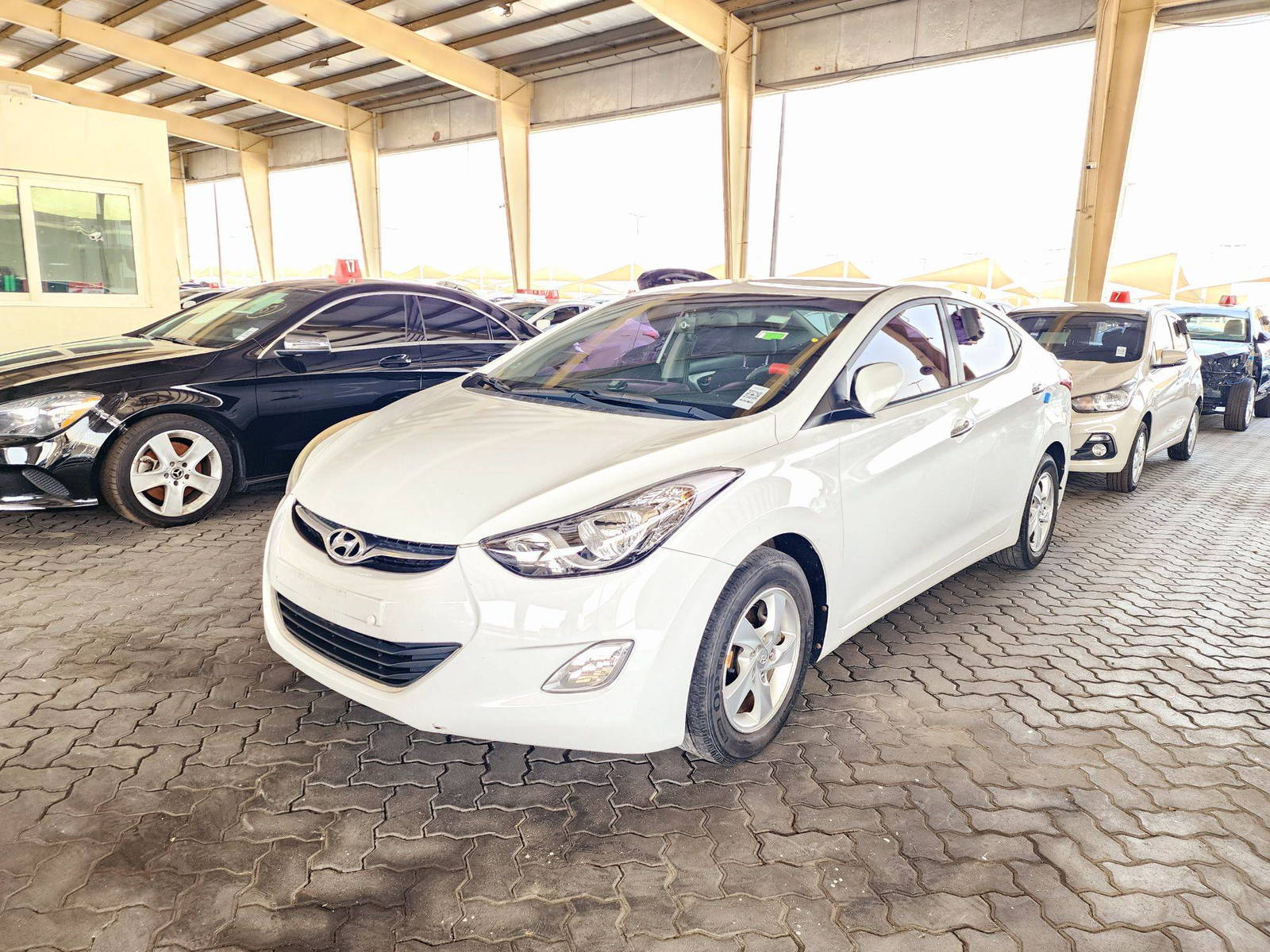 2012 HYUNDAI AVANTE — 211344 KM — Lot 195604 — Souq - Marhaba Auctions Used Cars - Image 5
