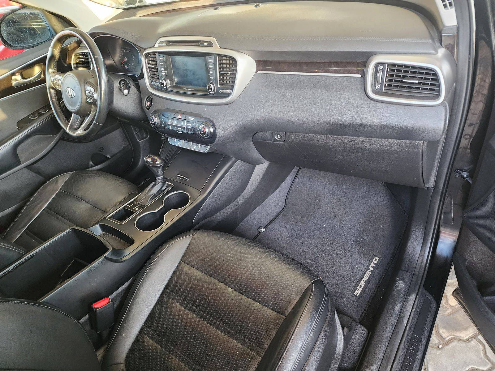 2017 KIA SORENTO — 118362 Miles — Lot 245825 - Marhaba Auctions Used Cars - Image 5
