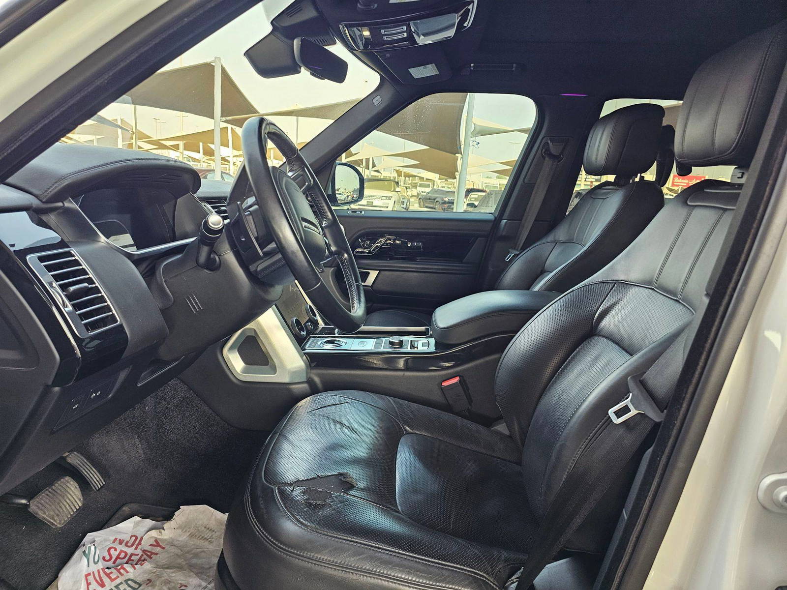 2019 LAND ROVER RANGE ROVER SUPERCHARGED — 164143 Miles — Lot KA539686 — Souq - Marhaba Auctions Used Cars - Image 9