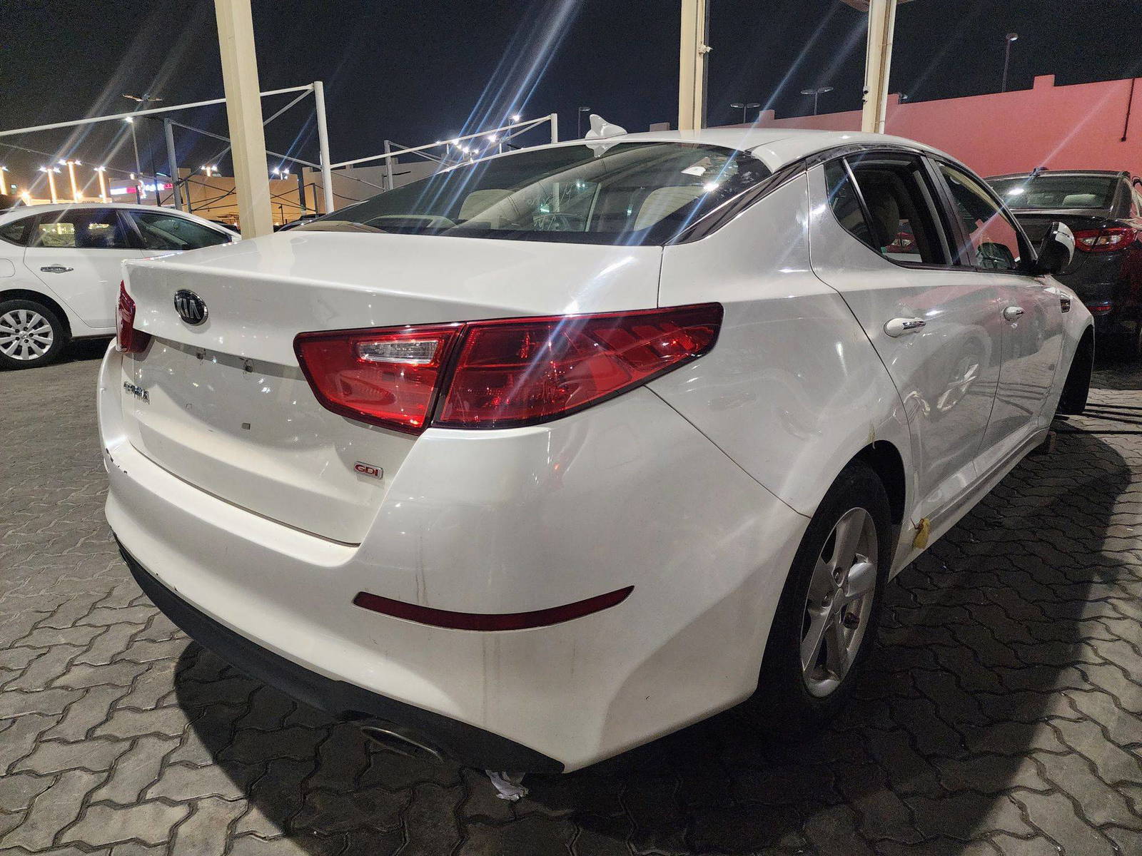 2015 KIA OPTIMA — 111114 Miles — Lot 50972154 — Souq - Marhaba Auctions Used Cars - Image 3