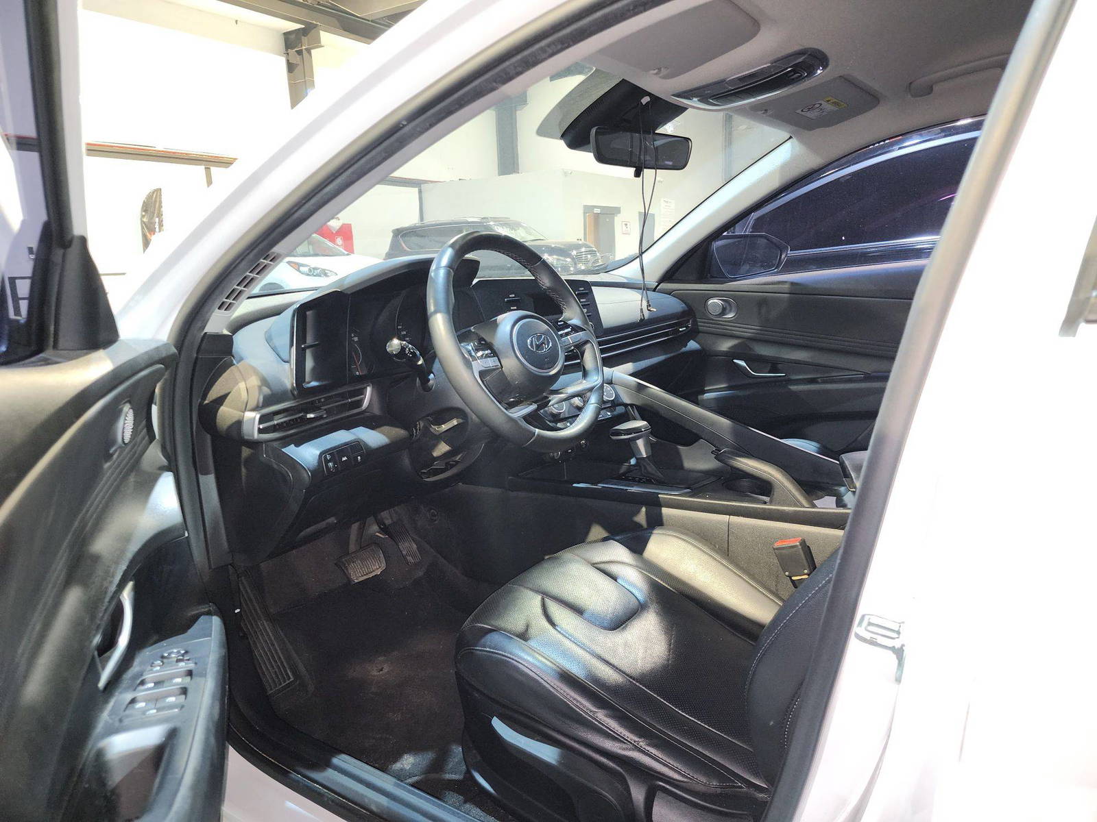 2021 HYUNDAI AVANTE — 147310 KM — Lot 113421 — Ind. 12 - Marhaba Auctions Used Cars - Image 11
