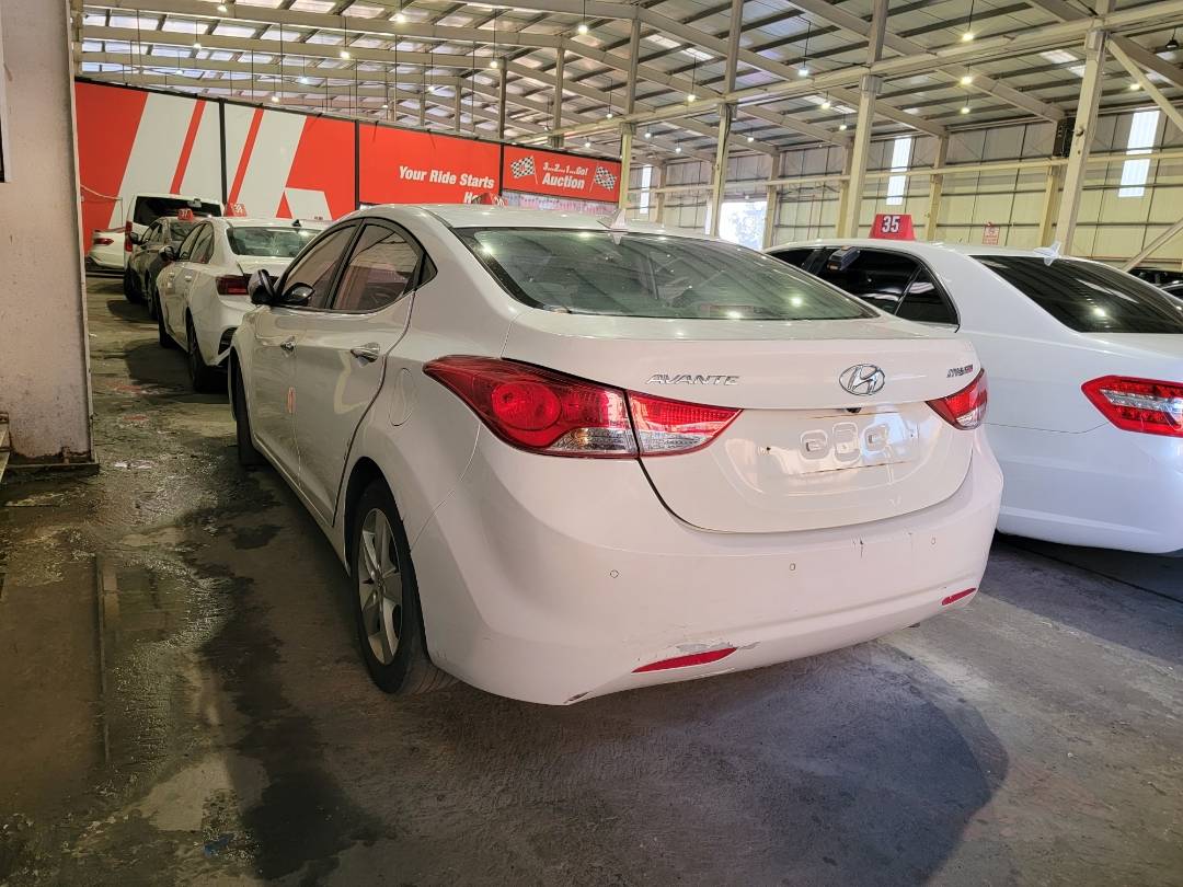 2011 HYUNDAI AVANTE — 242924 KM — Lot U082515 — Main - Marhaba Auctions Used Cars - Image 5