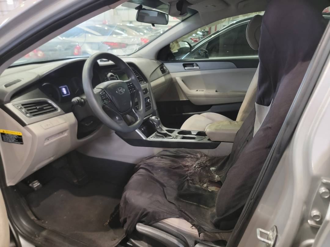2017 HYUNDAI SONATA — 88438 Miles — Lot 530046 — Main - Marhaba Auctions Used Cars - Image 8